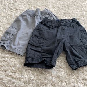 Gray and black cargo shorts